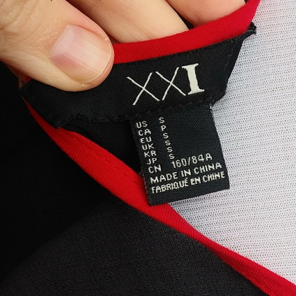 Forever 21 animal print top - Picture 5 of 7